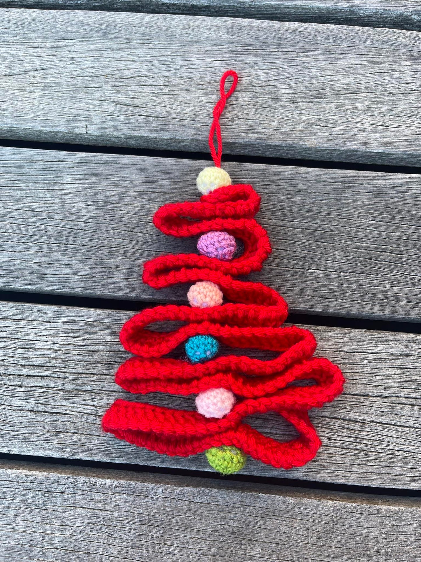 Christmas tree ornament (6 x 12 cm)