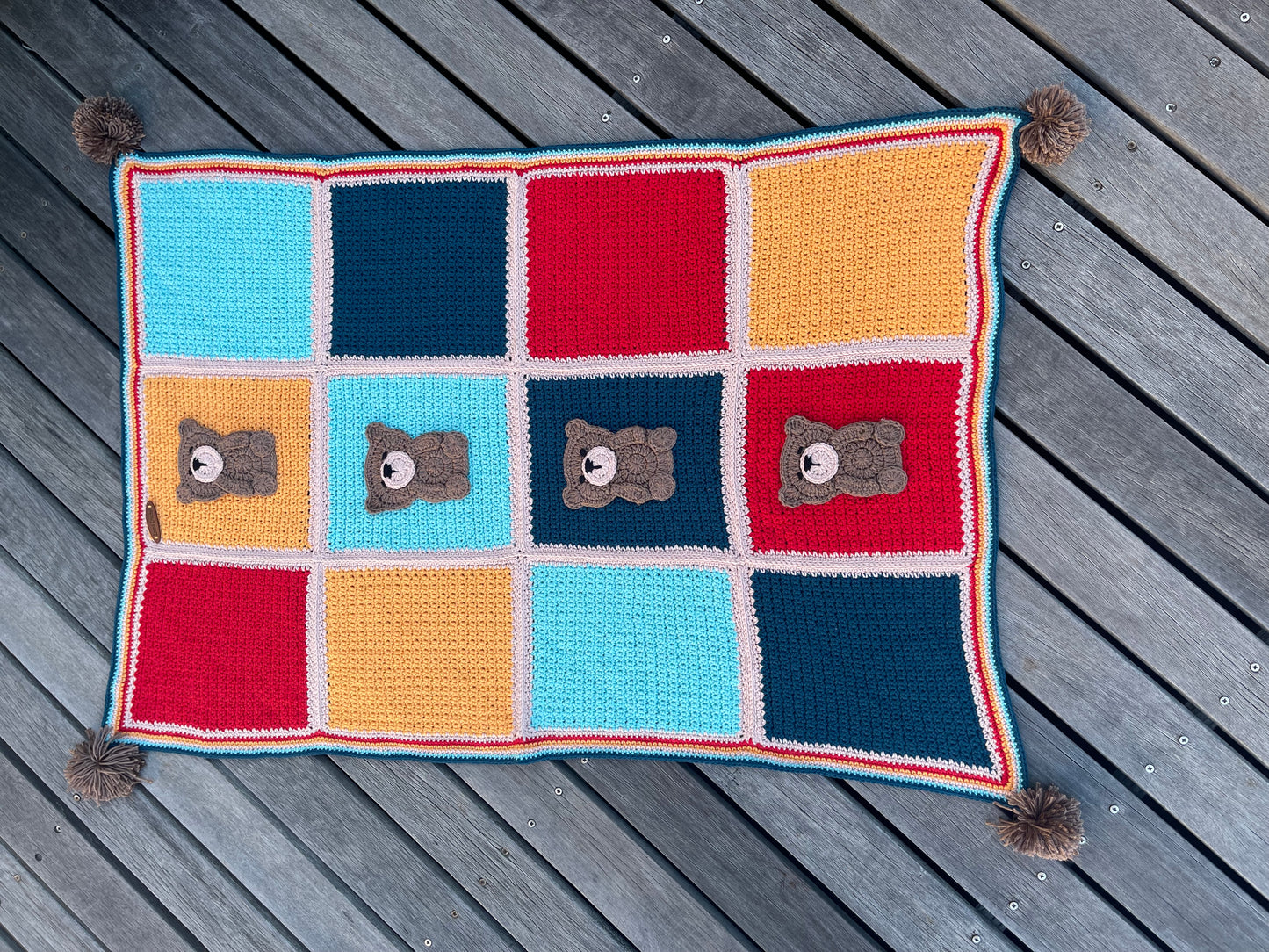 Ready bear baby blanket