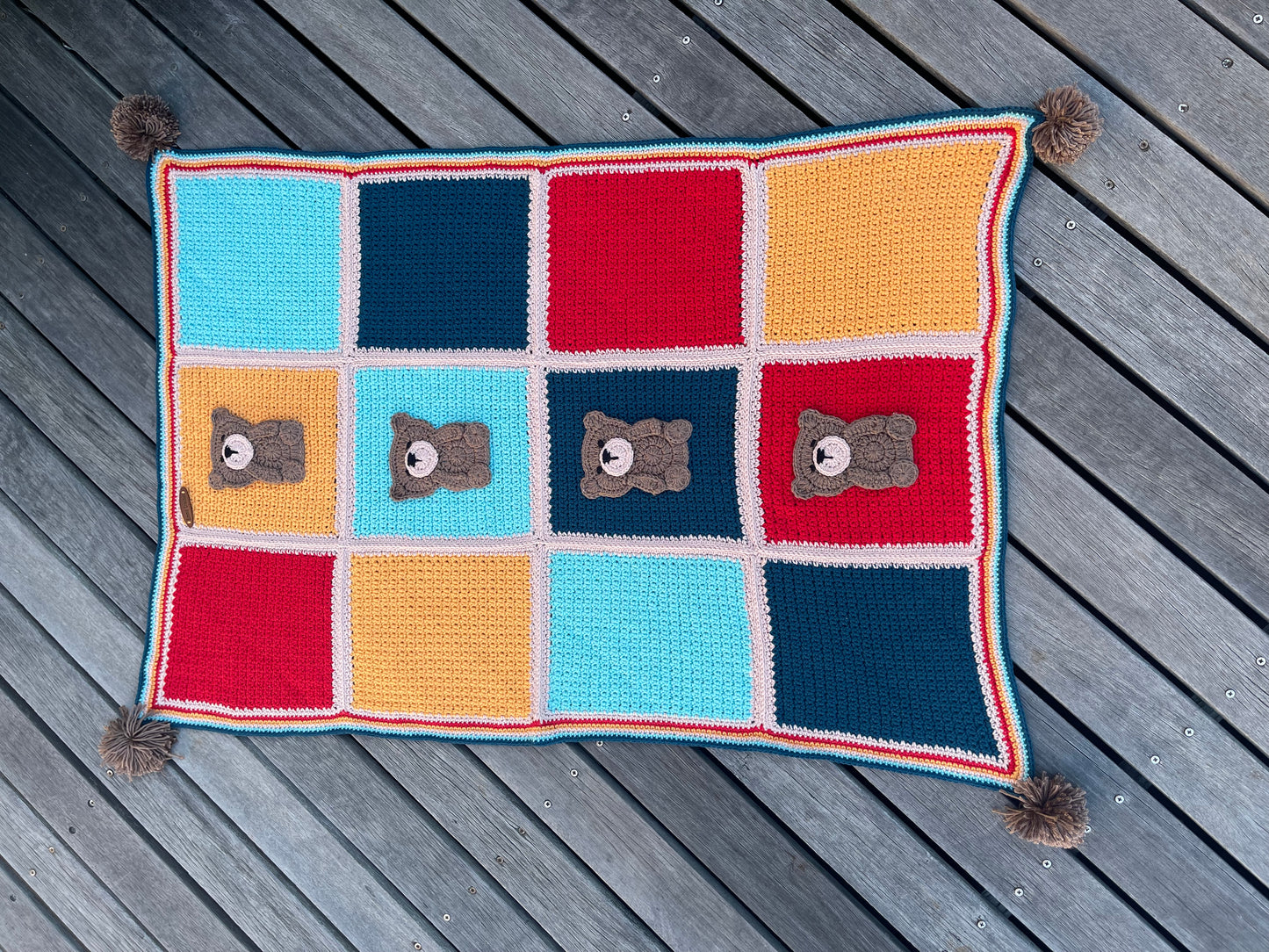 Ready bear baby blanket